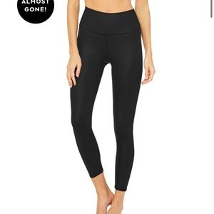 7/8 Alo leggings! Size medium!